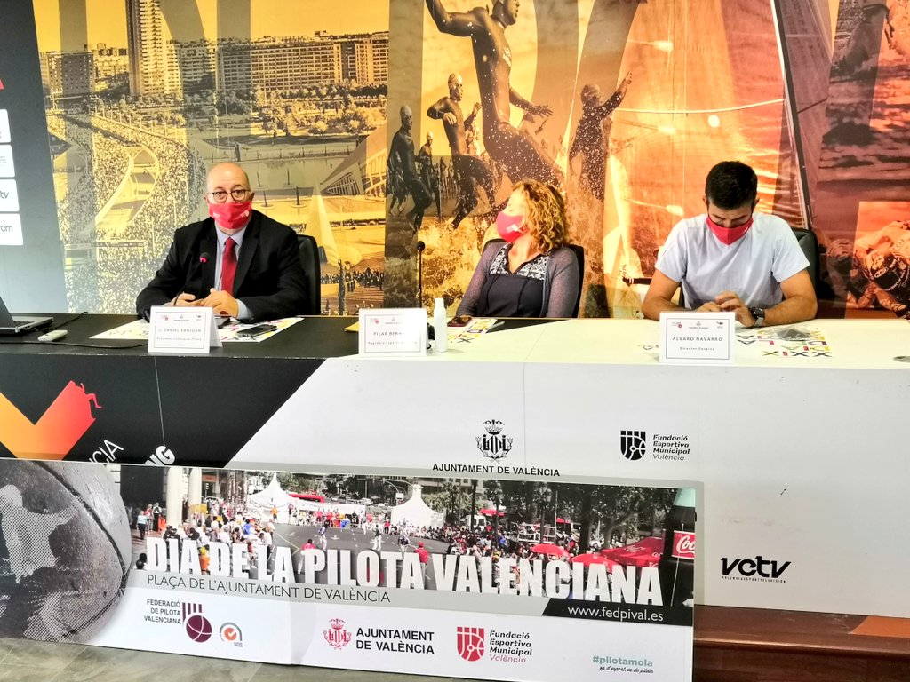 fedpival's tweet photo. Presentació del XXIX Dia de la Pilota 2020 a La Petxina @FDMValencia, comença una setmana de celebració i reivindicació del nostre esport!
#pilotamola #vadebo #DiaPilota2020 https://t.co/Z45n4sZS6o
