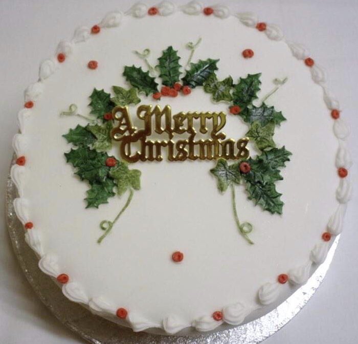 FridayCakes's tweet photo. 🎅🏻Christmas cake orders now being taken 🎅🏻 Cakes are baked in October and matured &amp; decorated before delivery in December 🚚 See our Facebook page for details 😊 https://t.co/nIlrzN2EMQ