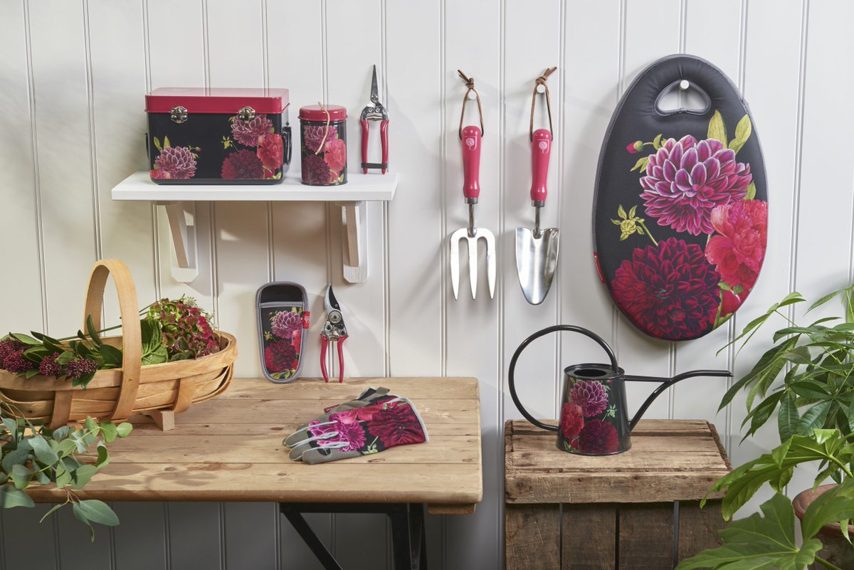 Glee Birmingham On Twitter This Autumn There Are Beautiful New Choices In The Top Selling Rhs Gifts For Gardeners Range Of Gardening Gifts From Burgonandball The Uk S Longest Established Manufacturer Of Garden Tools