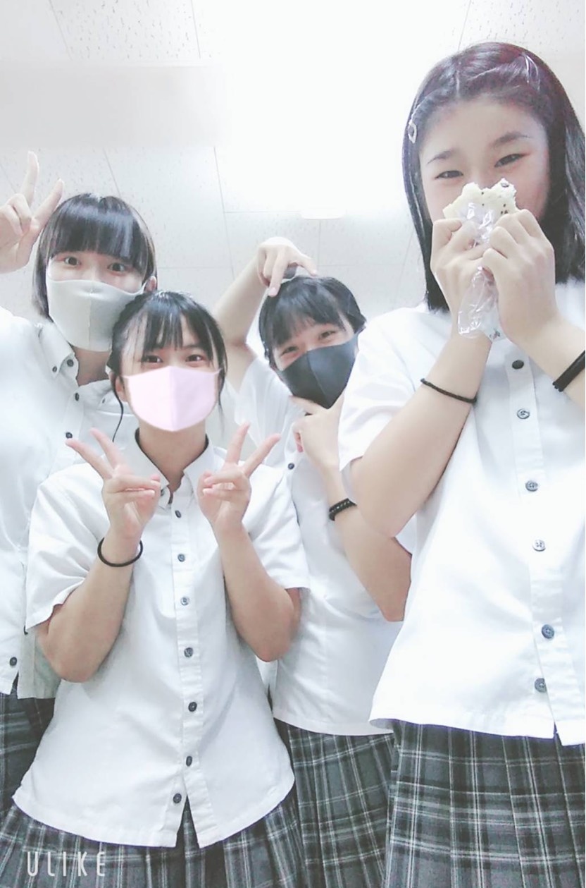 再募集中 延岡学園制服