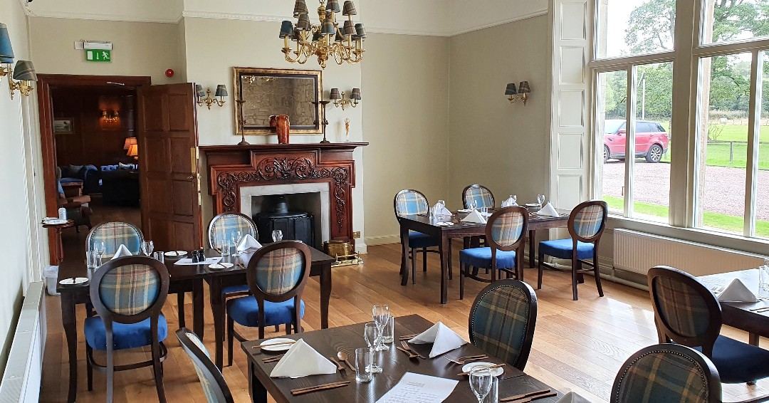 ShieldhillC's tweet photo. WE ARE OPEN 

"Tinto View" Restaurant is open and taking bookings.

Opening Hours: 
Thurs-Sat: 6-9pm 
Sunday Lunch: 12-3pm

#ShieldhillCastle #MarketBar #takingbookings #open #placestoeat #scottishrestaurants #scottishbars #uniqueplacestoeat #castlerestaurant #castlebar https://t.co/Xtx69qItlA