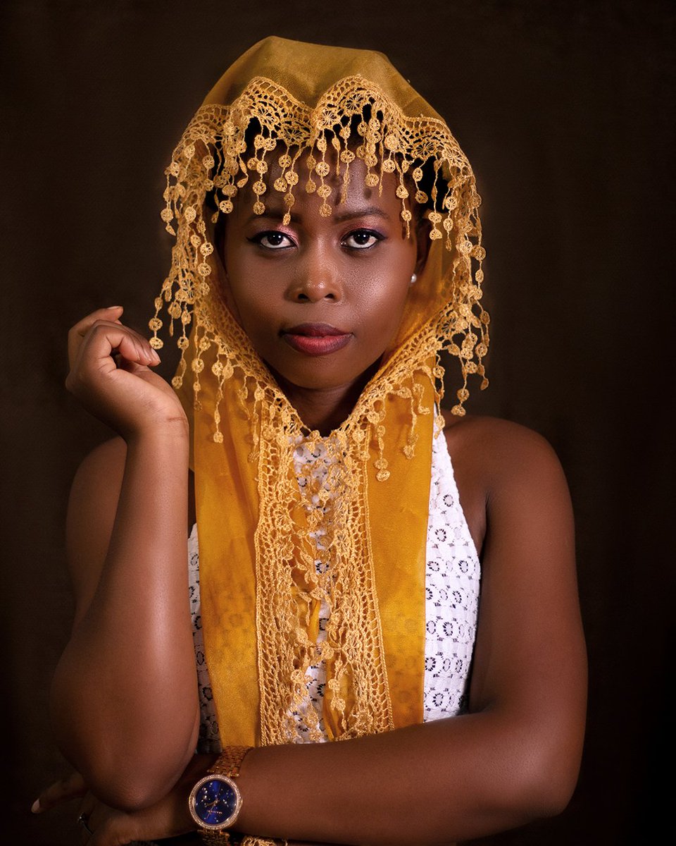 _impact_visuals's tweet photo. #ContentTuesday 
I am a canon shooter 😂 please don't stone me

Photographer @_impact_visuals
Muse @valerie_tk1
MUA @BeautifyPlus 
Gear @CanonUKandIE https://t.co/S0HsvZaFtR
