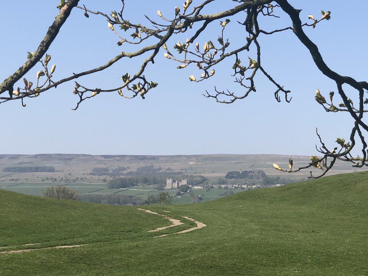yorkshire_dales's tweet photo. LEAF @OpenFarmSunday is happening this weekend, virtually! Learn more about Produce & Provenance and Wildlife & Biodiversity and watch βliveβ virtual farm tours, including @wensleydale_exp.
Find out more β‘οΈ https://t.co/2mus0zUQw1
#LOF20 #YorkshireDales #FarmSunday https://t.co/TzyhLv4erE