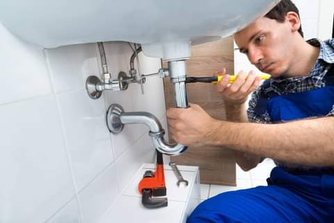 @KaizerChiefs Hello fam please don't make a mistake of hiring Adel Amrouche as our head coach, he's the professional plumber that one. https://t.co/dOmGEjzTGE