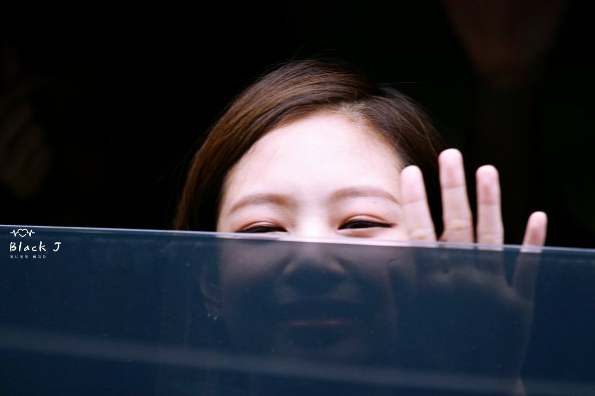 jensoo opening their car windows-- another devastating threadヾ(*´∀｀*)ﾉ