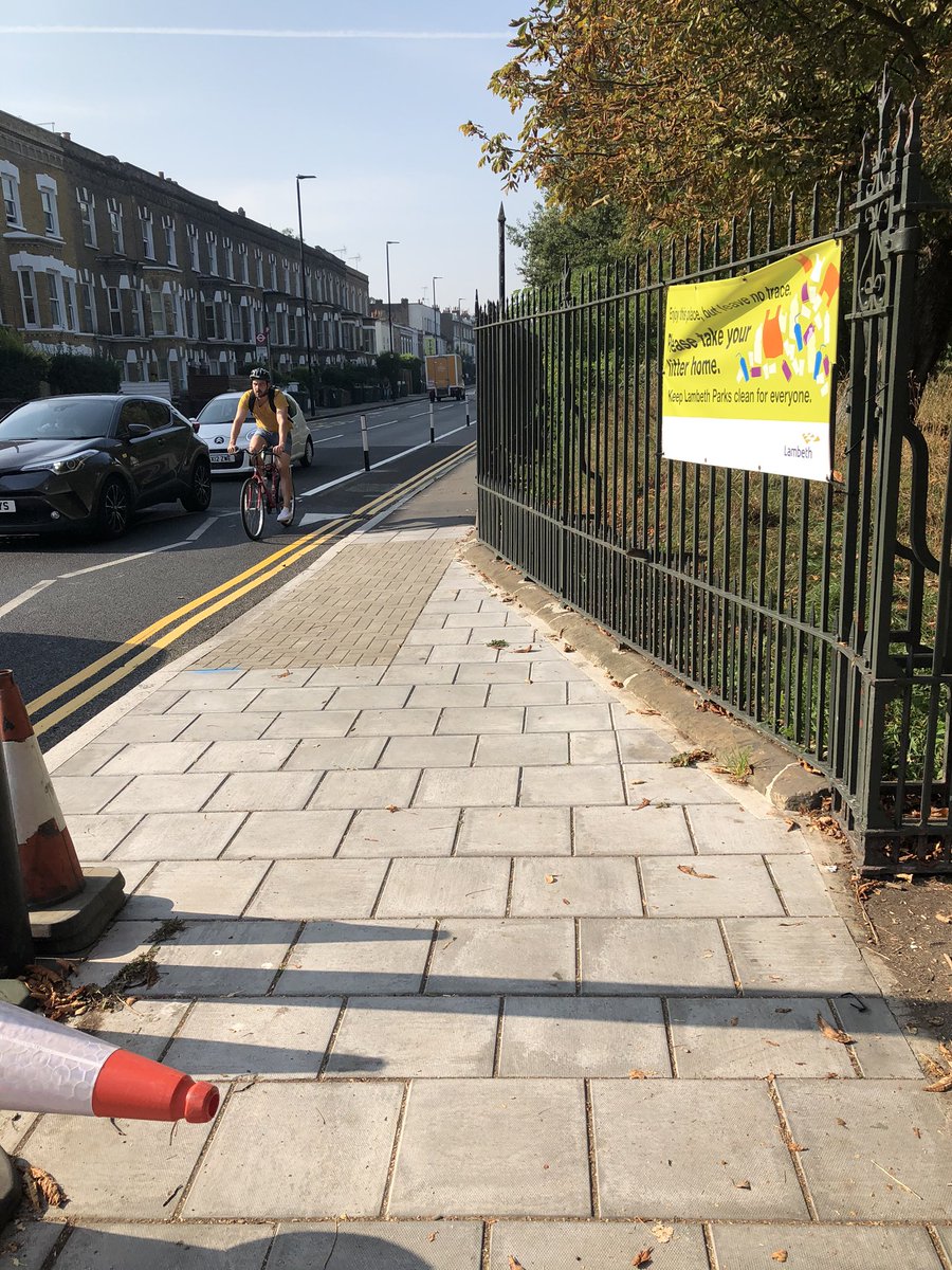 New lightly protected cycle lanes on Norwood Road on the south side of Brockwell Park - definitely an improvement on what was quite a horrible road to cycle on – bei  Brockwell Park