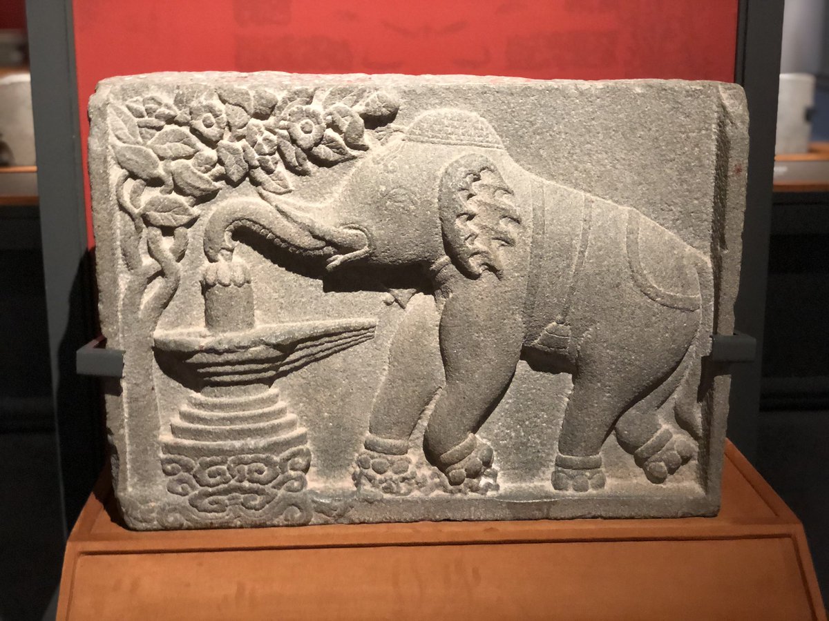The columns are fascinating for the clearly recognisable Hindu stories and style - this is no ‘interpretatio Sinica’ mediation. Also, a glorious elephant with linga frieze; and a tentative reconstruction of the temple. But the best is yet to come... 5/11