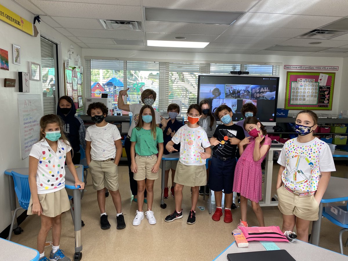 gr8ful2teach's tweet photo. ⁦@GulliverPrep_⁩ it is Dot Day! A14 is ready to make our mark! #DotDay2020 #Fab4th https://t.co/EuvAtjxK1q