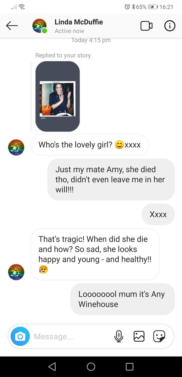 Shared <a href="/Nas/">Nasir Jones</a> photo of <a href="/amywinehouse/">Amy Winehouse</a> on my Instagram and my mum replied to it.....RIP ❤️