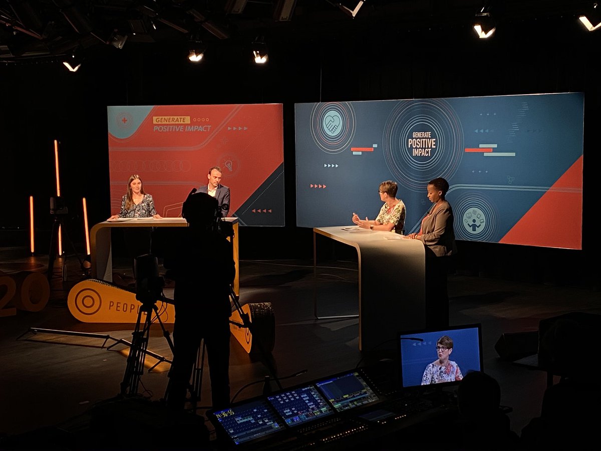 LucieRotario's tweet photo. Après des mois de travail d’équipe, le #LSF2020 c’est fini ! Des speakers inspirants, une production parfaite, un public a distance mais très présent... Merci ! @imslux https://t.co/2TILqvATxH