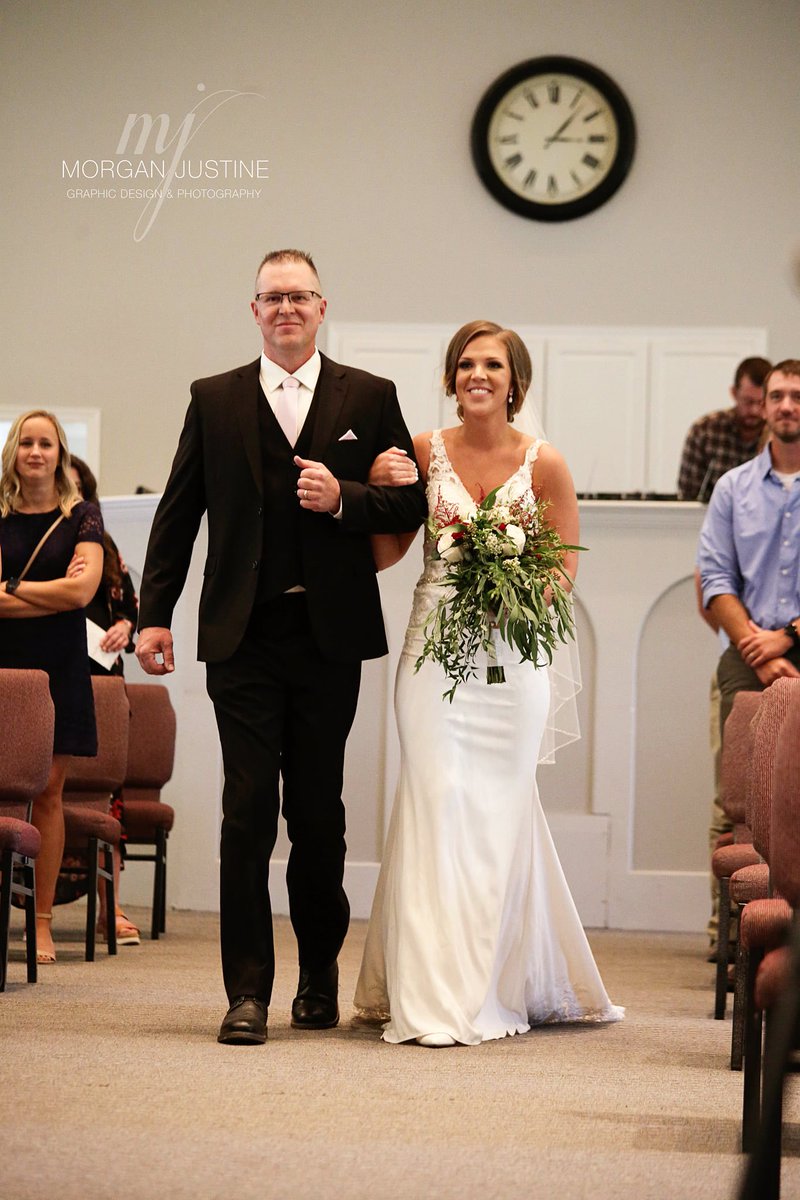 leahdhanson's tweet photo. A walk down the aisle this last weekend for Jason @RocknRollAgrnmy and Morgan @morgandhanson as he handed her over to Tanner #twitterlesstanner to start their new chapter together! We couldn’t have asked for a more beautiful day to celebrate these two! ♥️ https://t.co/4Ix7NkcOX4