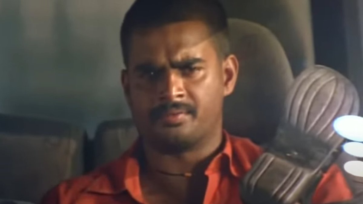 The most stunning aspect of Madhavan's portion is the powerhouse, Meera Jasmine. She singlehandedly holds the rowboat. Woah, what a performer, what a screen presence! Inba represents avarice. He is wild & has no peripheries.  @ActorMadhavan is no less. Very Under-appreciated. 