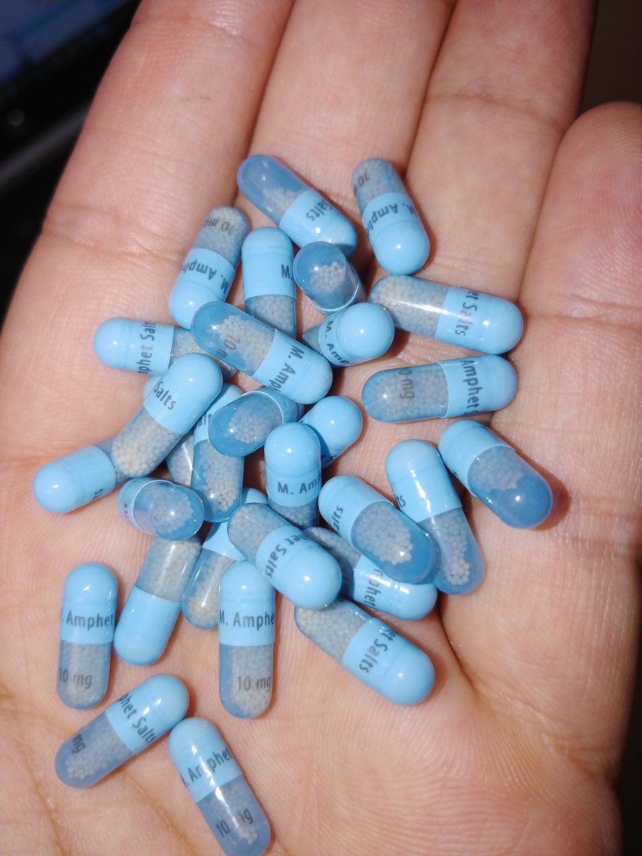 Trapshitonly1's tweet photo. Wassup got that brain power #addies #Adderall #ca #951 #909 #california #riverside #inlandempire #undertale #SocialDistancing https://t.co/VMbsb9fkrQ