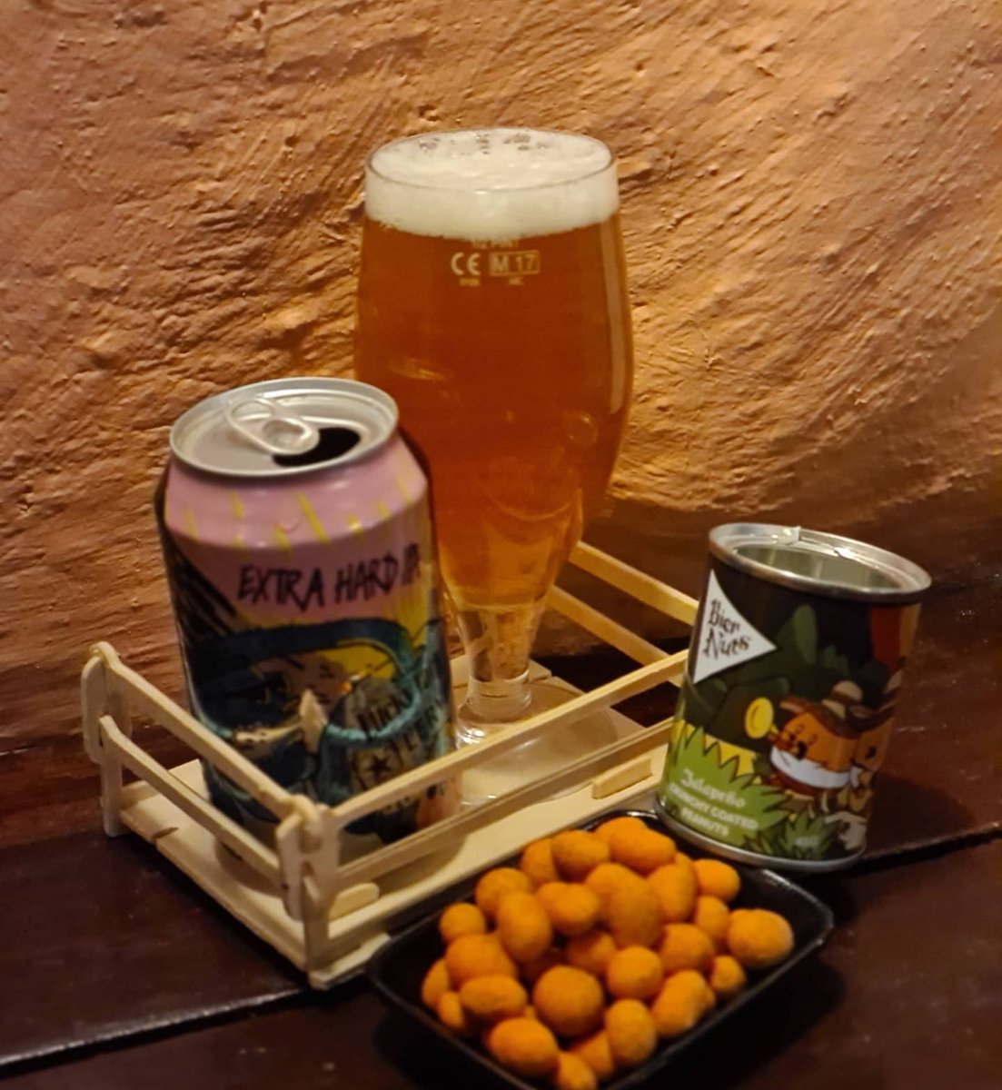 BarFoodPundit's tweet photo. These Jalapeño nuts from @BierNutsUK 🌶🥜 packed with plenty of flavour, a lovely initial spiciness followed by a hit of Chilli heat 😋 🔥 
They were a perfect accompaniment to a strong &amp; hoppy  #extrahardipa from @LervigBeer 
@BarFoodPundit 
#SupportSmallBusinesses 
#biernuts https://t.co/1cO01XnW4x