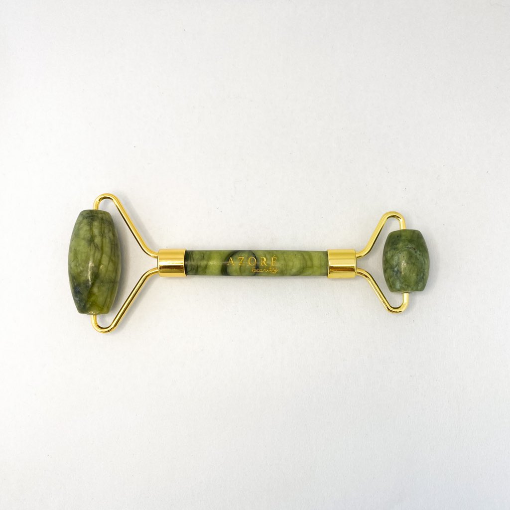 shophellenrose's tweet photo. Shop Jade Rollers from #AzoreBeauty! They come with lots of relaxation and skin benefits! 

Jade Rollers boost and stimulate circulation, giving you a youthful glow! ✨ 

Shop here 👉🏽 https://t.co/bJlBmemi2i https://t.co/ZLOcTJ4jOL