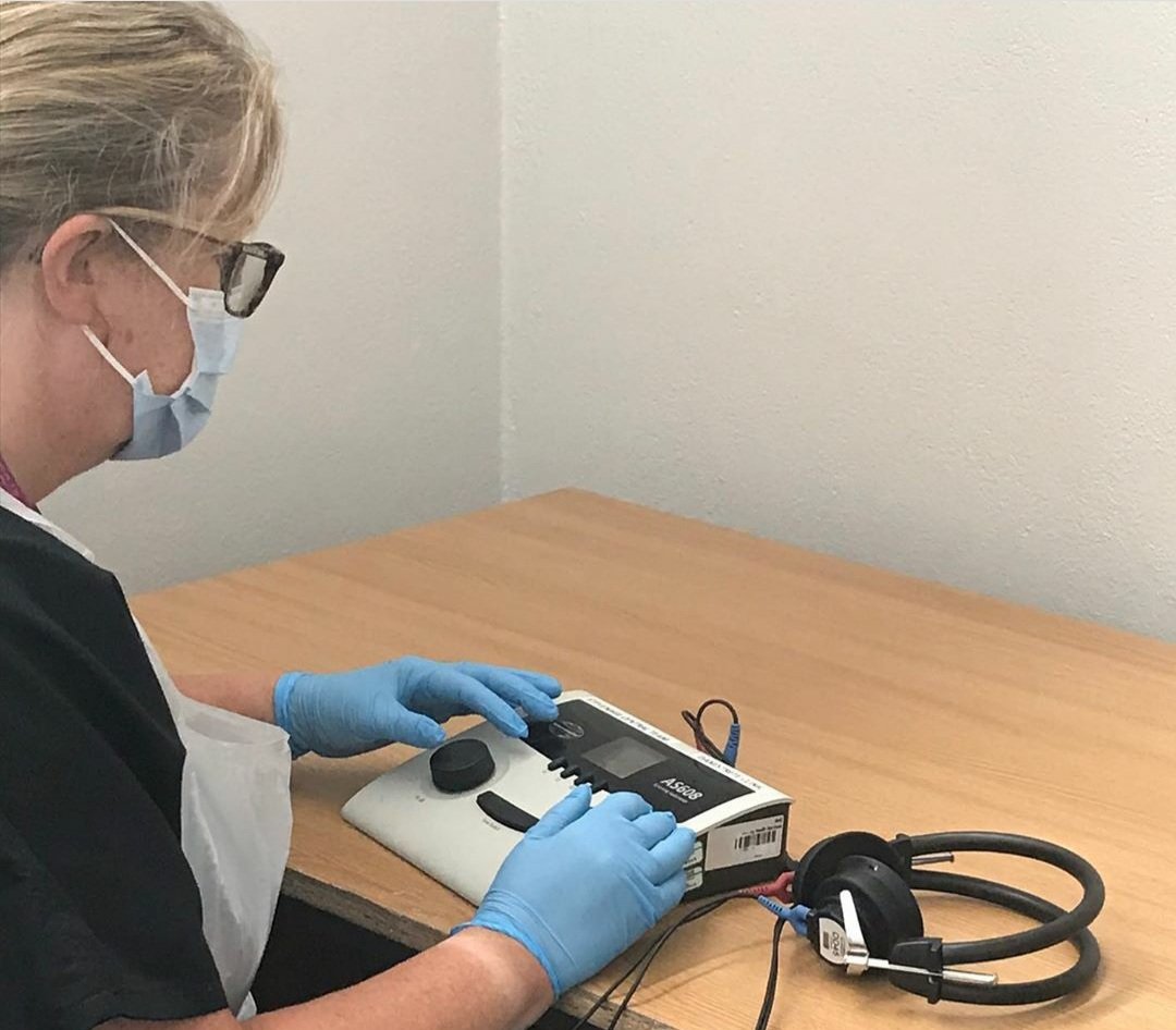 HCT_SchoolNurse's tweet photo. We are happy to be going back into schools to catch up on vision &amp; audiology screening. Our team is well prepared to make sure this runs safely in line with Government guidance. If you have any questions about your child’s screening, please call our duty nurse on 03001237572 https://t.co/RFJpvGu7yp
