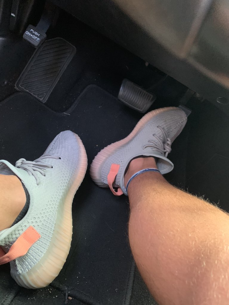 NorthWacoATT's tweet photo. Whatcha rockin today @NTX_AprilR?! 🤩👟🙌🏽
I know it’s something 🔥🔥🔥 https://t.co/MwlBVelrVa