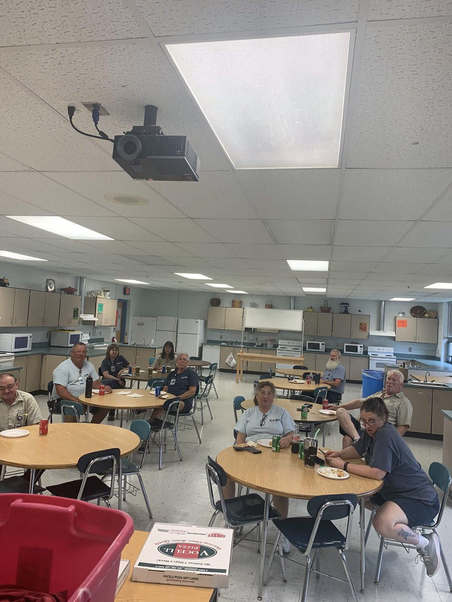 CCPS_FSKEagles's tweet photo. It’s Custodial &amp; Maintainence Personnel Appreciation Day. We are so grateful for the work you do to support our students and staff ! ❤️🤍💙 #KeyStrong https://t.co/4WGLU1R4fL