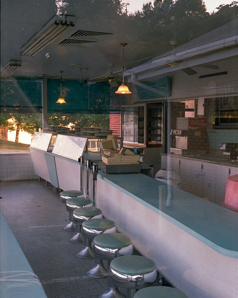 brsheff's tweet photo. Neat pastel colors in the old Spartanburg Krispy Kreme. #analogphotography
•
📷: Canon Canonet GL17
🎞: Fujifilm Superia X-TRA 400
•
#longlivefilm #35mm #restorefrombackup #filmphotography #analog #filmcommunity #shootmorefilm #istillshootfilm #shootf… https://t.co/F4exgKDUP2 https://t.co/FoZ7Xa5yMj