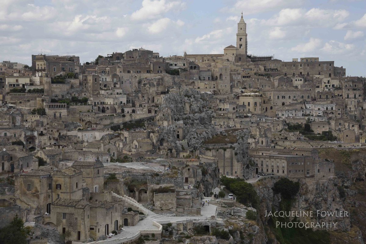 JFPhotography19's tweet photo. This time last year we were in #Matera, #EuropeanCityofCulture2019. Stunning location for the new #JamesBond film, #NoTimeToDie. #hemelhempsteadphotographer #WeeklyZenOfBennett https://t.co/bxpGpZgh75 https://t.co/B7cbOuRyk9