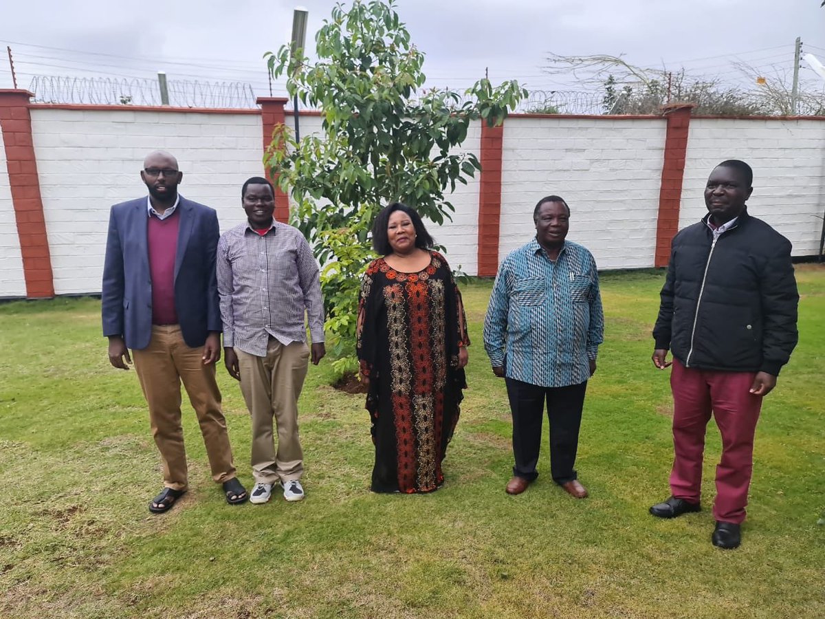 florence_mutua's tweet photo. Thank you for hosting us past Sunday Papa Katibu Atwoli. We always learn something new from you... God bless https://t.co/379LvPDLjX