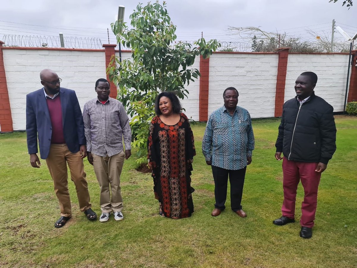florence_mutua's tweet photo. Thank you for hosting us past Sunday Papa Katibu Atwoli. We always learn something new from you... God bless https://t.co/379LvPDLjX
