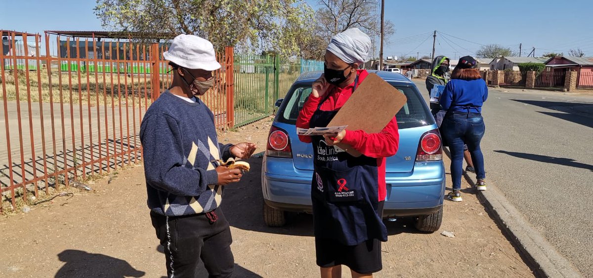 LifeLine_ZA's tweet photo. #LifeLineSApepfarCampaigns: The Campaign is being spearheaded by #LifeLineSA National Office &amp; The Nerve Centre #HealthZA to encourage the public to take their chronic medication during the current Covid-19 situation. Galeshewe - Kimberly (NC) 

#PEPFAR #LIFELINESA #BUILDINGHEART https://t.co/2pbvgKvhGQ