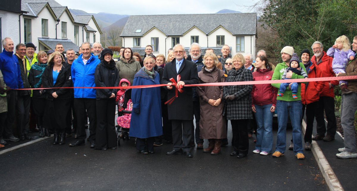 Our new evidence is a major boost for the #communityledhousing movement and its campaign for the Community Housing Fund's renewal. 

It proves what we've known all along: investing in the sector represents high value for money.

Full story &amp; report here> communitylandtrusts.org.uk/article/2020/9…