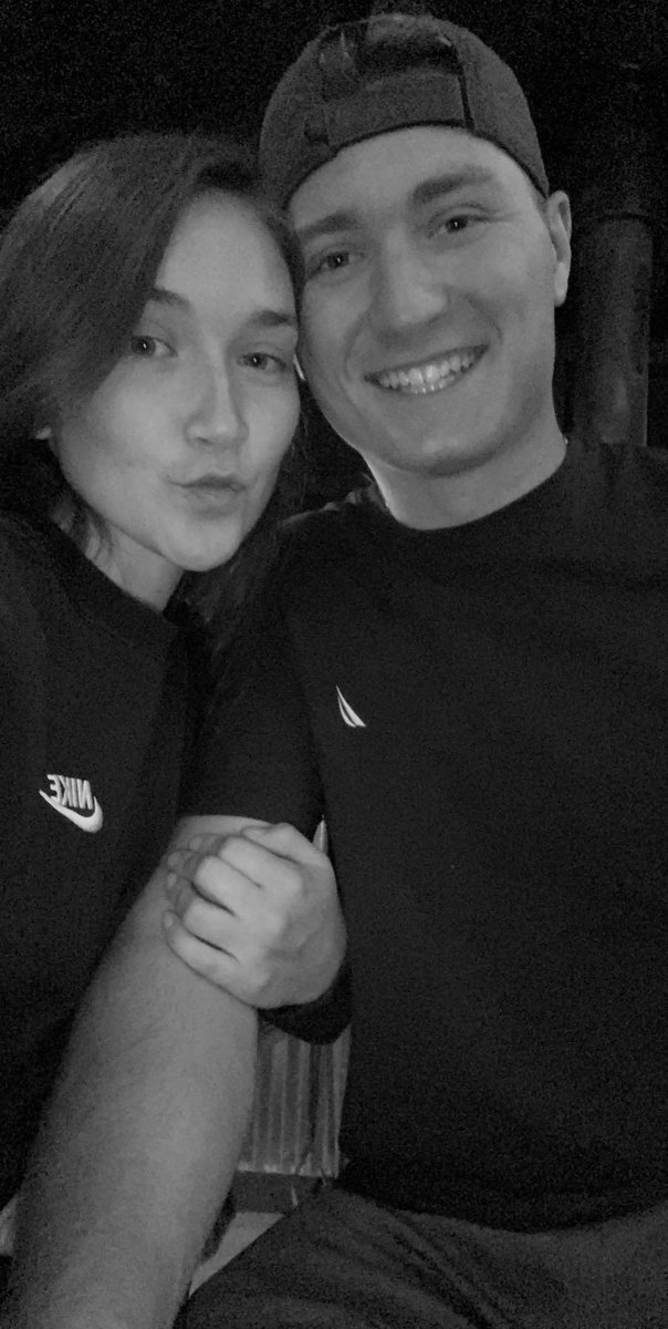 _juliadudas_'s tweet photo. happy 3 years to my best friend and the sweetest guy i know. the time has been flying by and i’m so glad to have you by my side. love you more 😘 @Mattmont8 https://t.co/7yIxONv4HY