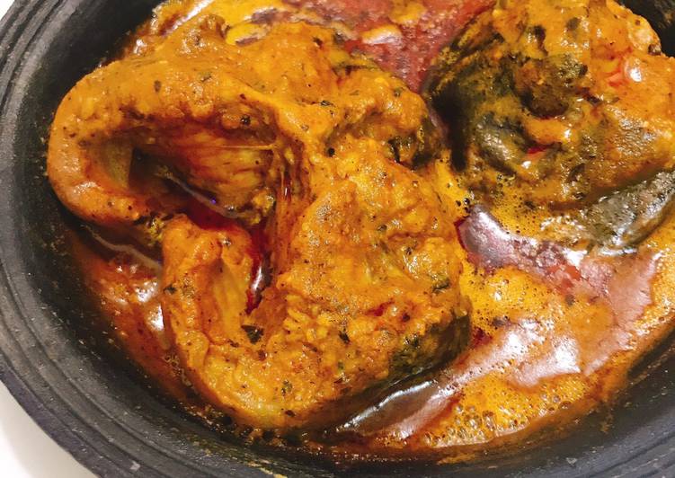 7. In some places in Southern Nigeria, banga soup is only ready to be eaten when it has been properly simmered in a clay pot (ewere) until it becomes really thick and served bubbling hot!It is best eaten with starch, eba and any other swallow of choice.