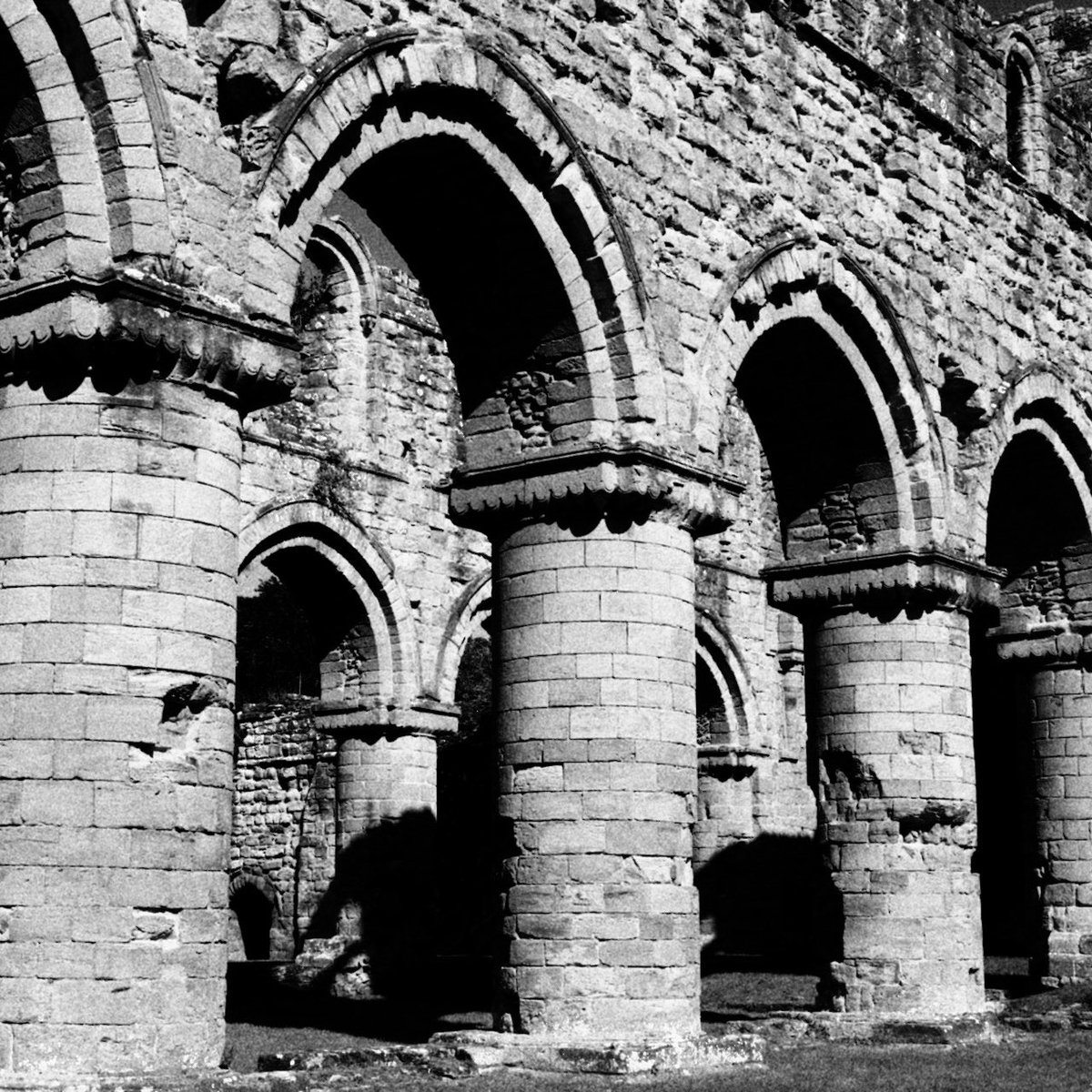 alan_shropshire's tweet photo. #blackandwhitephotography at beautiful @EnglishHeritage #Buildwas Abbey in #Shropshire @vshropshire @visitshrop https://t.co/1pOrQS7831