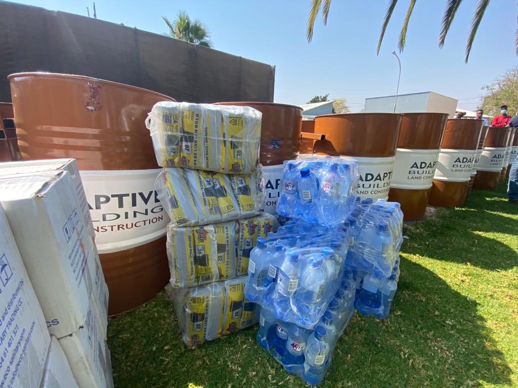MariusSheya's tweet photo. Today, Adaptive Building Land Construction sponsors fuel to the value of N$ 40 000 to 4 local authorities, 140 waste collection bins, 16000 masks, 1200 sanitary pads and 300 plastic bags. We express appreciation for their generosity in support of keeping our communities clean https://t.co/91BOF7bDRn