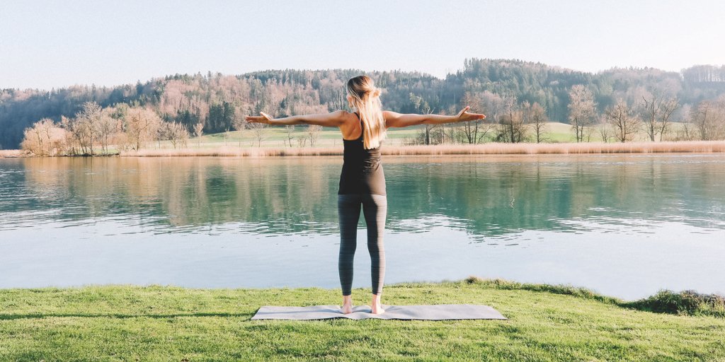 STOTT_PILATES's tweet photo. On the blog, STOTT PILATES® Certified Instructor Karolina Hiller tells us how she managed to open her home (outdoor) studio with lakeside views during this challenging time. Click the link in our bio to read the story! https://t.co/VYUwoR6din
#PilatesInstructors https://t.co/0kvUoPULN9
