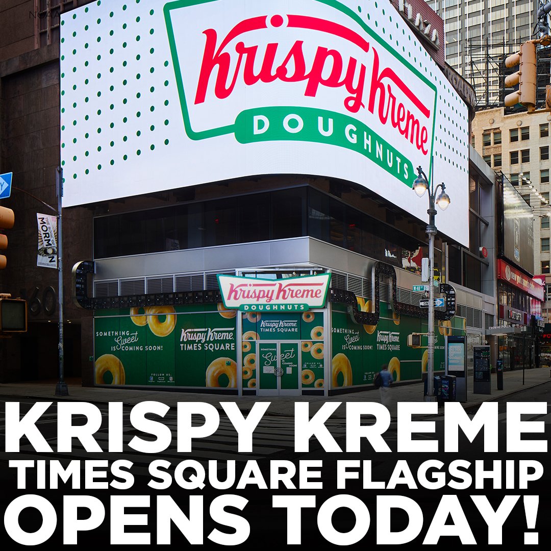 ABC7NY's tweet photo. The time has finally come! Krispy Kreme's highly anticipated Times Square Flagship Shop opens today, delivering an impressive doughnut experience, including hot and fresh Original Glazed Doughnuts 24 hours a day. #kripsykreme https://t.co/woQdk0wUoO https://t.co/xCpazCU3uK