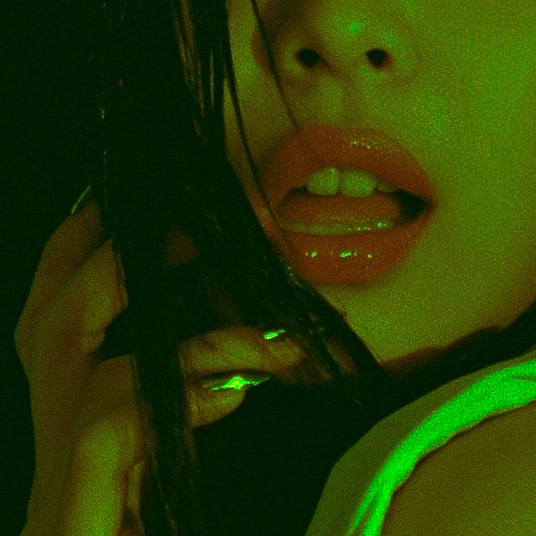 ✦ (@jennielocal) on Twitter photo 