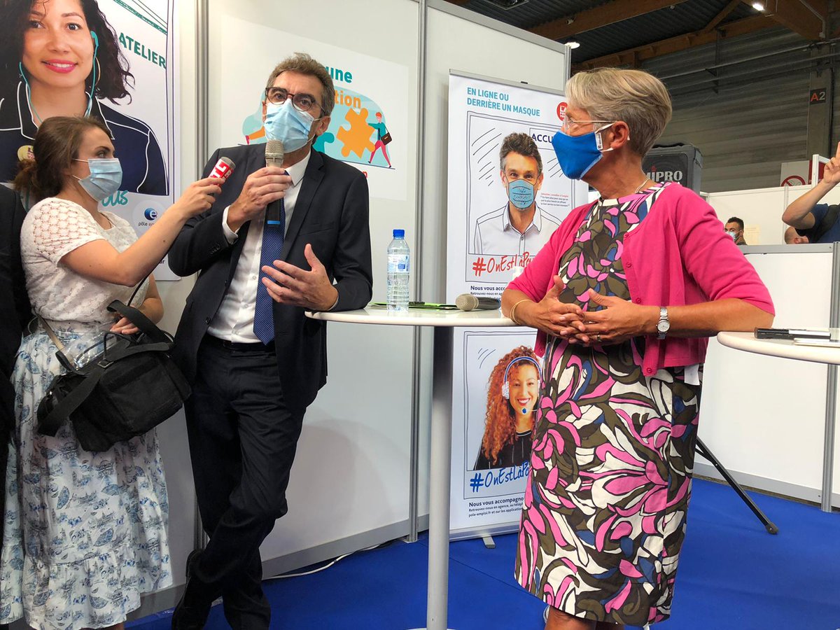 "On va être fortement mobilisés pour la réussite de ce plan #1jeune1solution avec des aides à l'embauche et à l'#alternance. On va contacter les jeunes pour leur proposer de les accompagner et leur présenter le dispositif" Jean Bassères #OnEstLàPourVous #AvecPôleEmploi