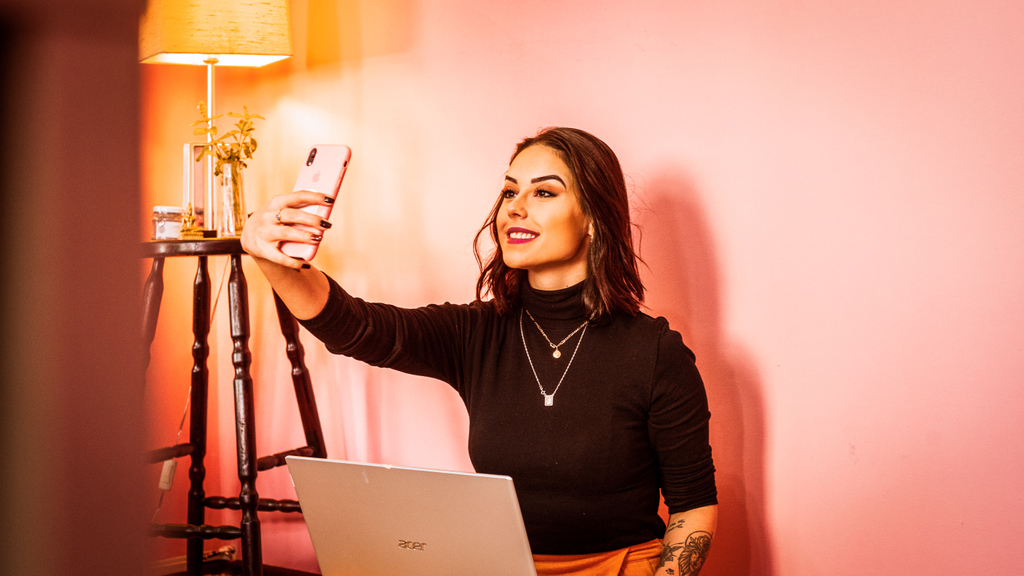 Did you know: 85% of people watch video on mobile on silent??

When you're sharing to your Instagram stories, always be sure to caption your stories - otherwise your message will get missed by your audience!