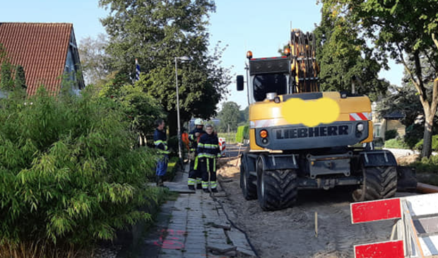 #Brandweer #Nieuwehorne en #netwerkbeheerder #Liander lossen '#aardgaslekkageprobleem' in #Mildam op -. #gaslek.