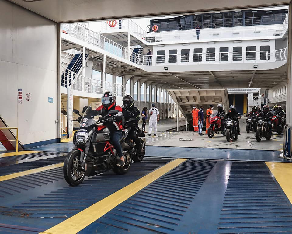 Ducati_India's tweet photo. Our friends at #DOCMumbai & Ducati Mumbai surely know how to keep weekend rides fresh, fun & exciting!
Recently, the group became the first superbiker group to add a RoPax Ferry ride to their weekend adventures. Here's a quick glimpse.
📷: revminister
#DucatiIndia #Ducatisti https://t.co/idLeTMDz47