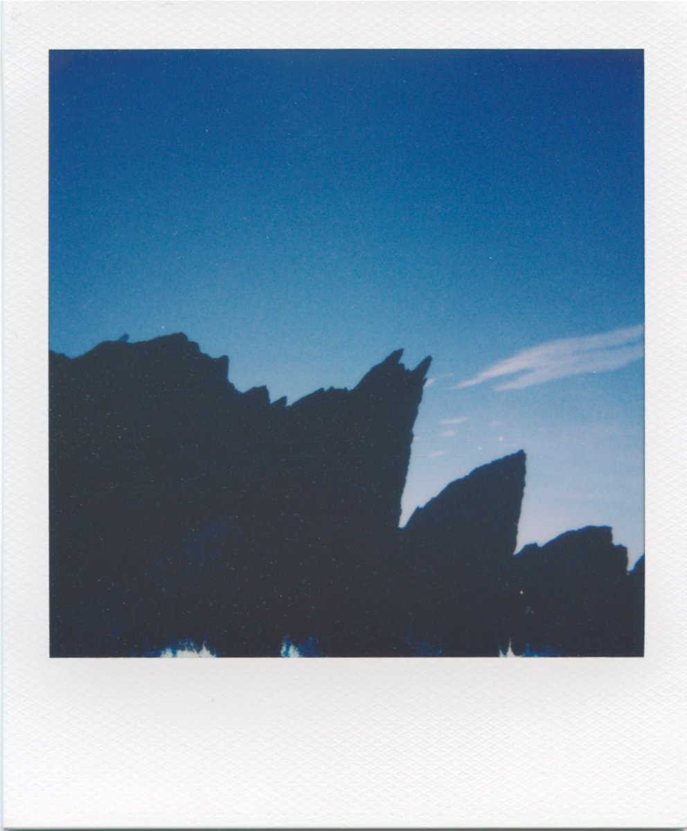 lankara's tweet photo. Reencontrándome con la Polaroid
📷 Polaroid Land 1000S
🎞️ Polaroid SX 70
🔸🔸🔸🔸
#polaroid #polaroidPOV #instant #land1000S #squaremag #instantphoto #polaroidisnotdead #keepfilmalive #instantphotography #instantfilm
#_instnt #filmphotography #filmisnotdead #womenwhoshootfilm https://t.co/9owJSiGHAQ