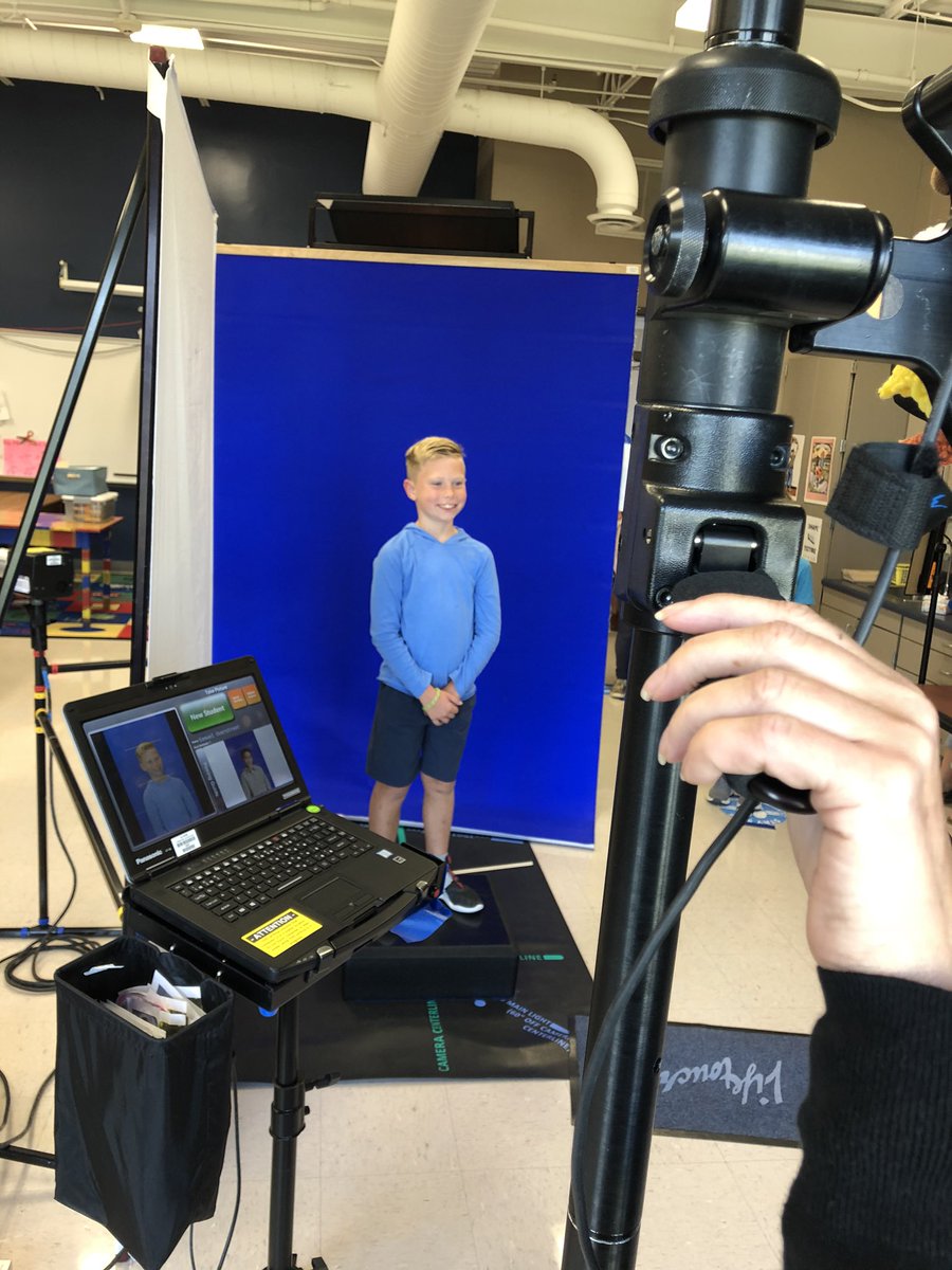 DBoyd1958's tweet photo. Eagle Heights picture day...sharp looking kids at Eagle Heights - Lifetouch impressed with how respectful and kind the students are to others. 5th graders at CHS pictures had pictures as well. https://t.co/86M7SFSfyV