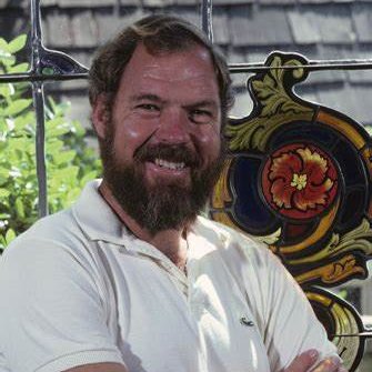 NLCarolynMuse's tweet photo. Remembering #NFL defensive tackle, #NFL broadcaster, and film/television actor Merlin Olsen, who was born #OTD (September 15th) in 1940. @SilverAgeTV #LARams #TheUndefeated #LittleHouseonthePrairie #FatherMurphy #AaronsWay https://t.co/AkhebgoEPH