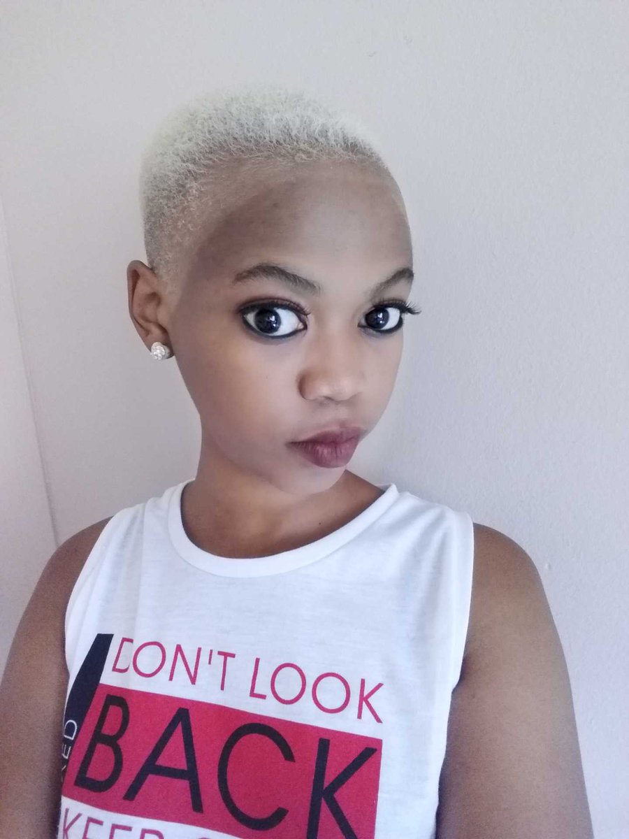 nlbotsane's tweet image. The wife