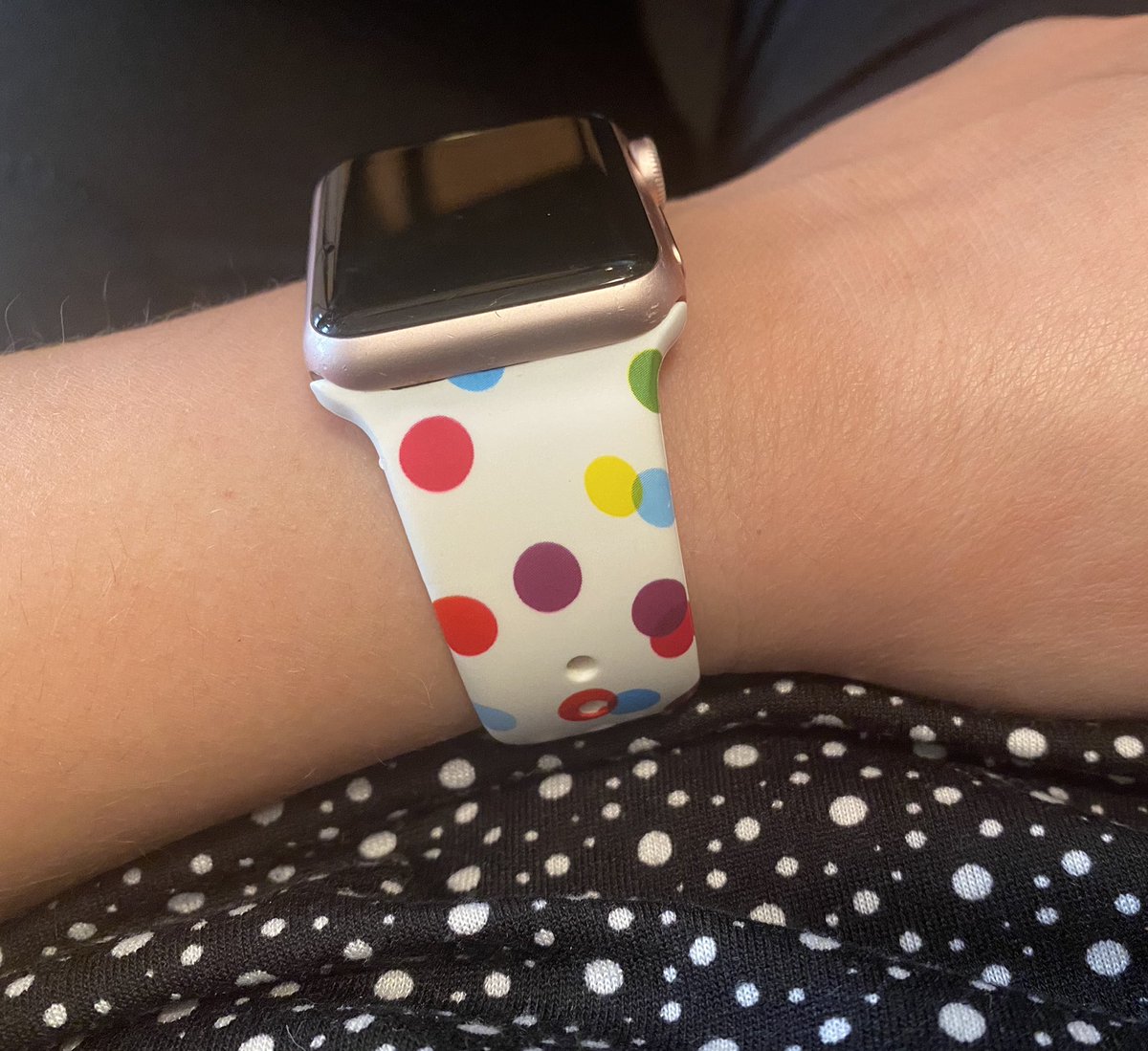 abbeyconley05's tweet photo. Dots on dots! #DotDay #DotDay2020 #LRElem @Art_MsTaggart https://t.co/PJmqxSHMxg