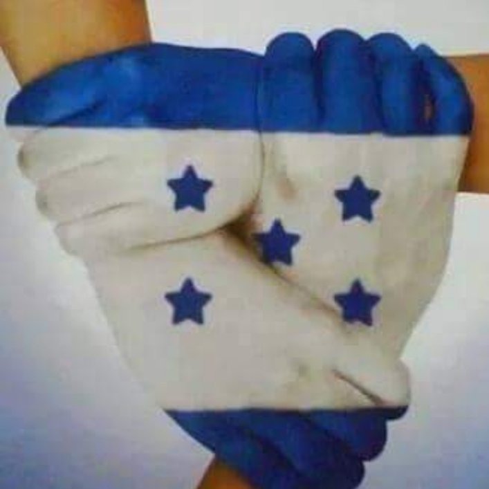 Hoy más que nunca la unidad es el unico camino para rescatar Honduras, felicies fiestas de Independencia para todos nuestros compatriotas.