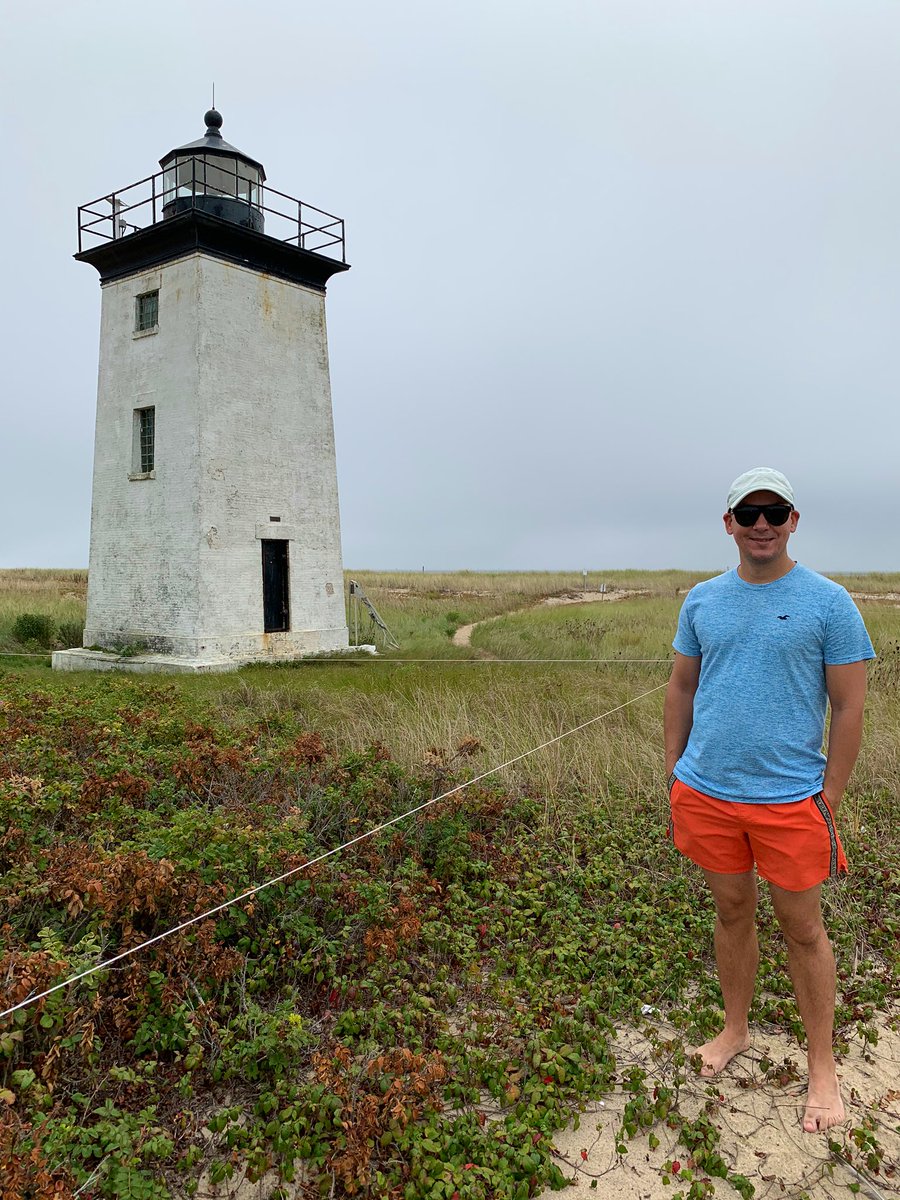 SashaEats's tweet photo. Happy #TravelTuesday 👨🏻🤝👨🏼
If you don’t look forward and embrace new challenges, you set yourself up for disappointment.
🌈 #TravelAgain #SashaInPtown #CapeCod #CapeCodNPS #travel https://t.co/jyimosChwm