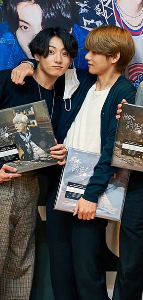 taekook ⚓ tweet media
