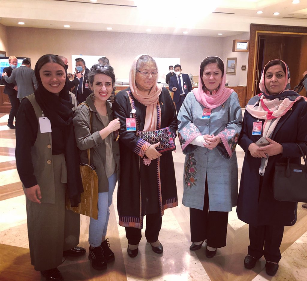 FForotan's tweet photo. We stand together with diversity and respect for intellectual differences, peacefully and consciously. The future belongs to those who stand. We are here and our voice and presence are important. Together, stronger!
#Afghanistan #AfghanPeaceProcess #Taliban https://t.co/e3kPSugYic
