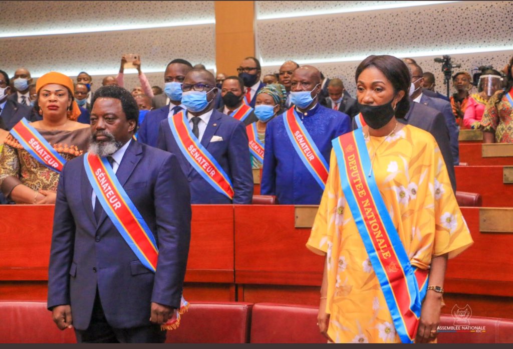 MubendiIsrael's tweet photo. #Enfin le #gourou sort de sa tanière,la peur vient de changé le #camps,ainsi sonne le glas...zone de turbulence en vue...@drcJosephKabila @fatshi13 @DesireCashmirEberande https://t.co/T3Jv90gmNx