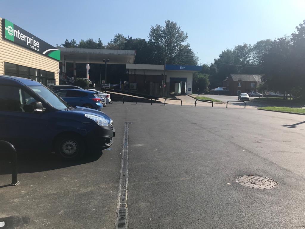 SE_RiskTeam's tweet photo. Great visit to one of our new and upcoming branches! Risk and PDF working together to make sure it’s ready to rock and roll for opening day! #watchthisspace @AEKLHR @C4Jilly @CH_erac @arlovelock https://t.co/oFzANeTlEz
